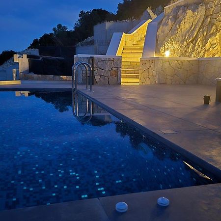 Desun Suites Kolonion Bagian luar foto