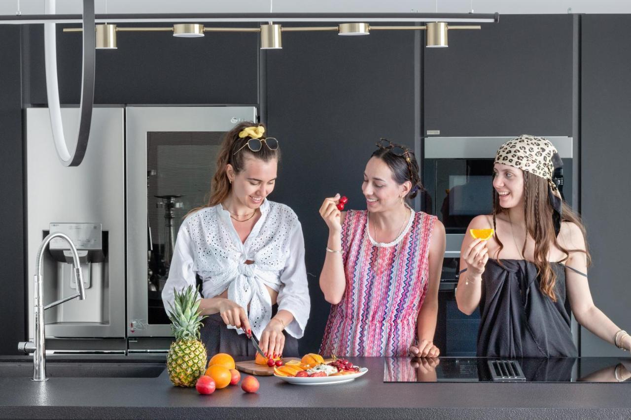 Desun Suites Kolonion Bagian luar foto