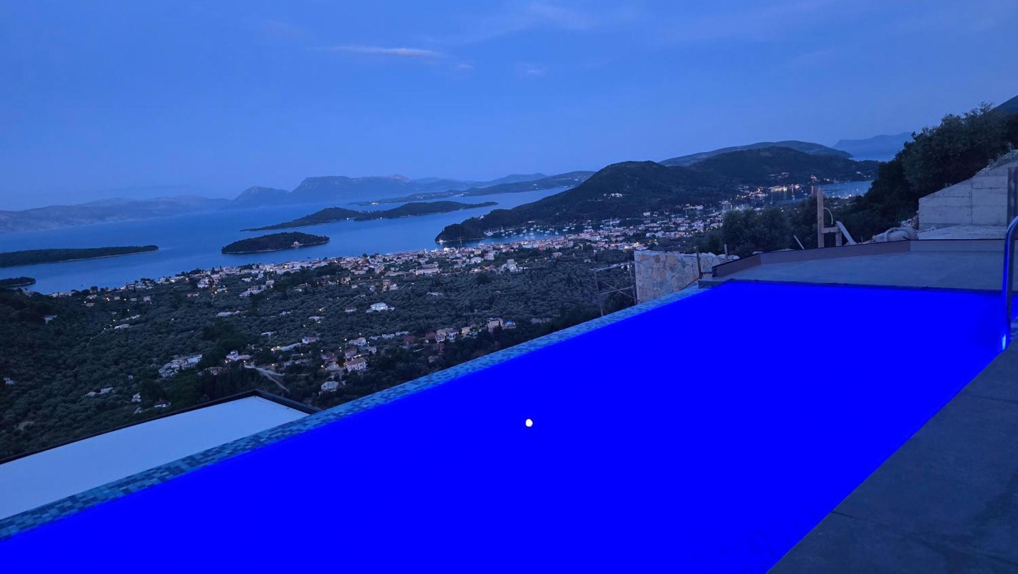 Desun Suites Kolonion Bagian luar foto